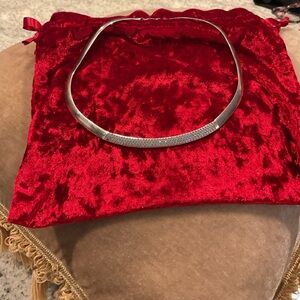 Elegant Silver Necklace with bar of white sapphires